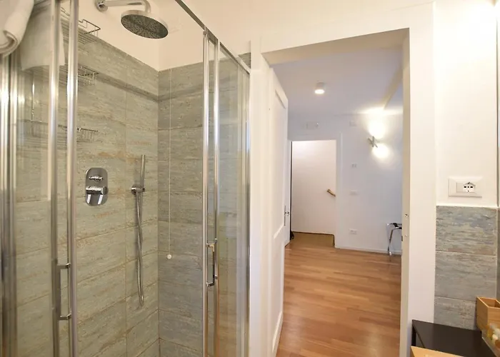 ベッド・アンド・ブレックファスト Isola Memmia 4*