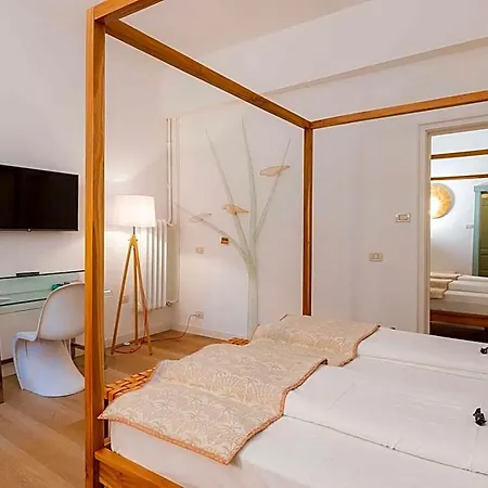Isola Memmia 4*