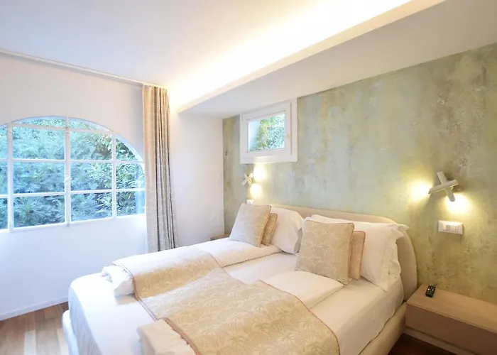 Isola Memmia 4*