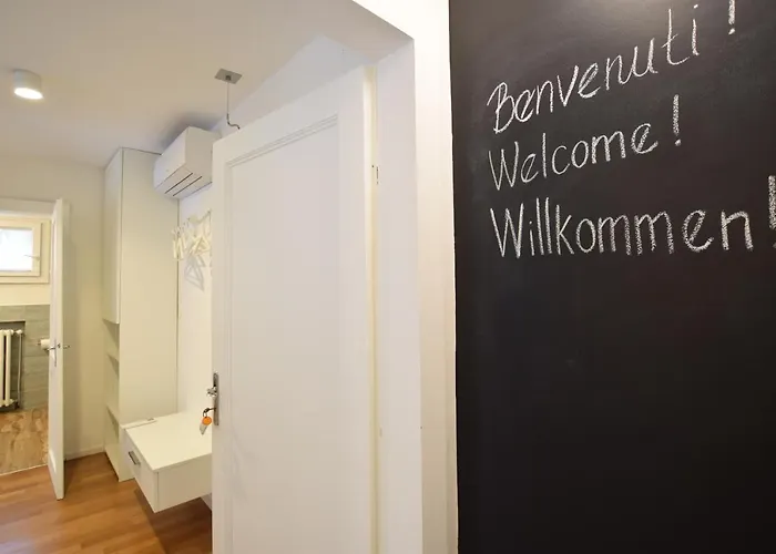 Frühstückspension Isola Memmia 4*